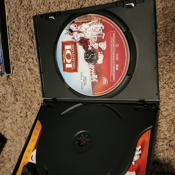 BUNDLE OF 5 Walt Disney movies - Picture 10 of 15